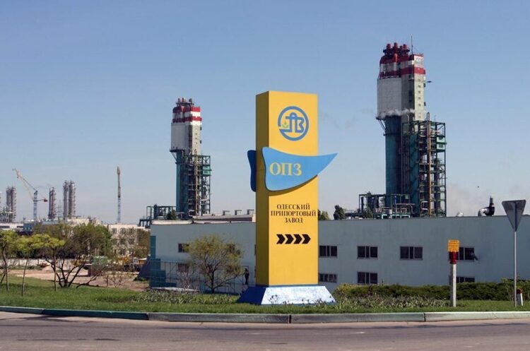 Кабмін хоче продати Одеський припортовий завод